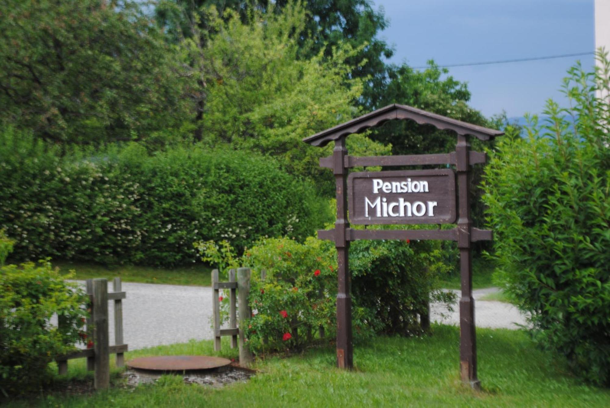 Ferienhaus Michor Latschach ober dem Faakersee Eksteriør billede